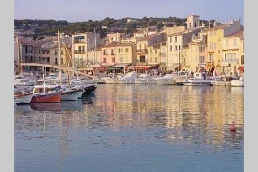 La Rade Vue Parking K6&you * Cassis