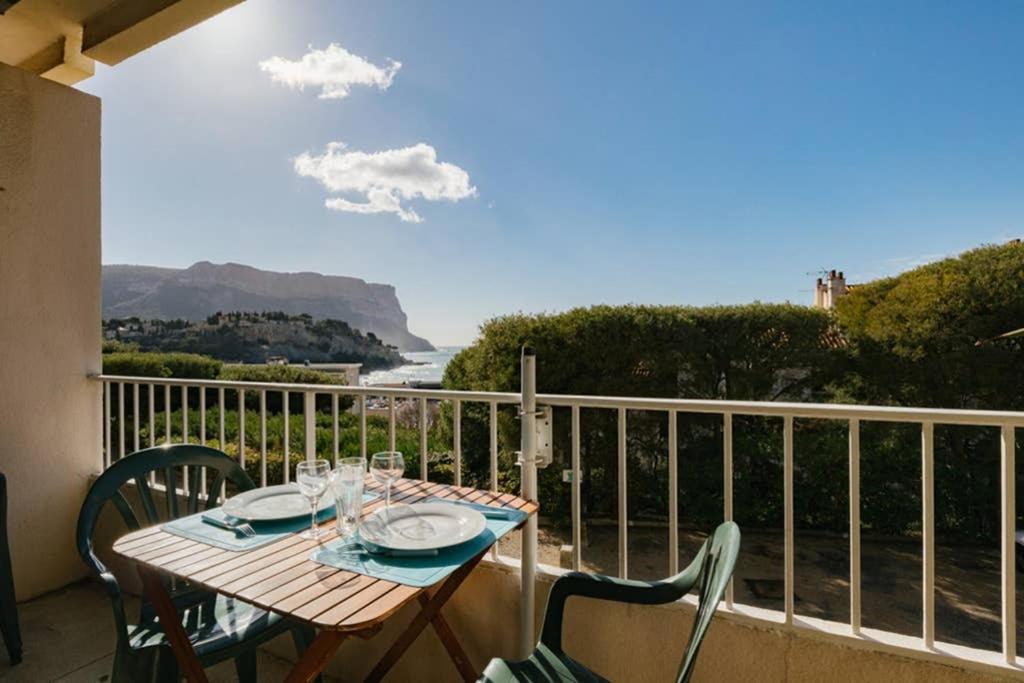 La Rade Vue Parking K6&you Cassis